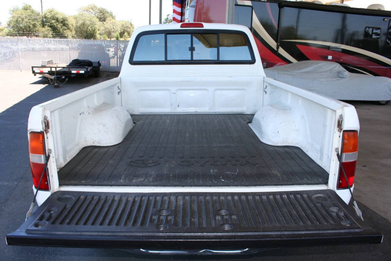 Used 1998 Toyota Tacoma 4x4 Xtracab image 22