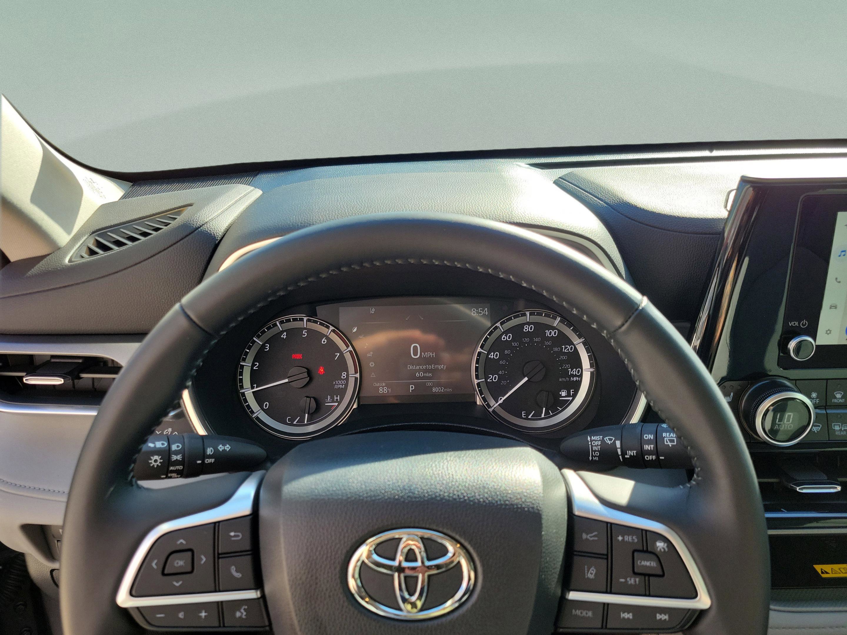Certified 2025 Toyota Highlander XLE AWD/4WD image 13