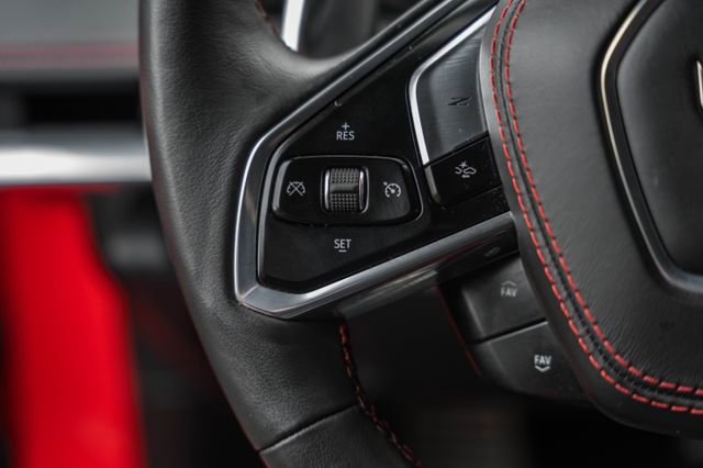 Used 2025 Chevrolet Corvette Z06 image 31