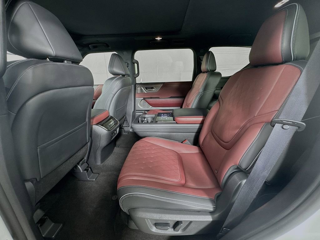 Certified 2026 INFINITI QX80 Autograph w/ Premium Cargo Package image 31