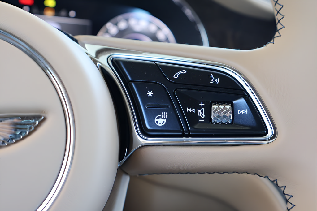 New 2026 Bentley Flying Spur Plug-In Hybrid AWD/4WD image 24