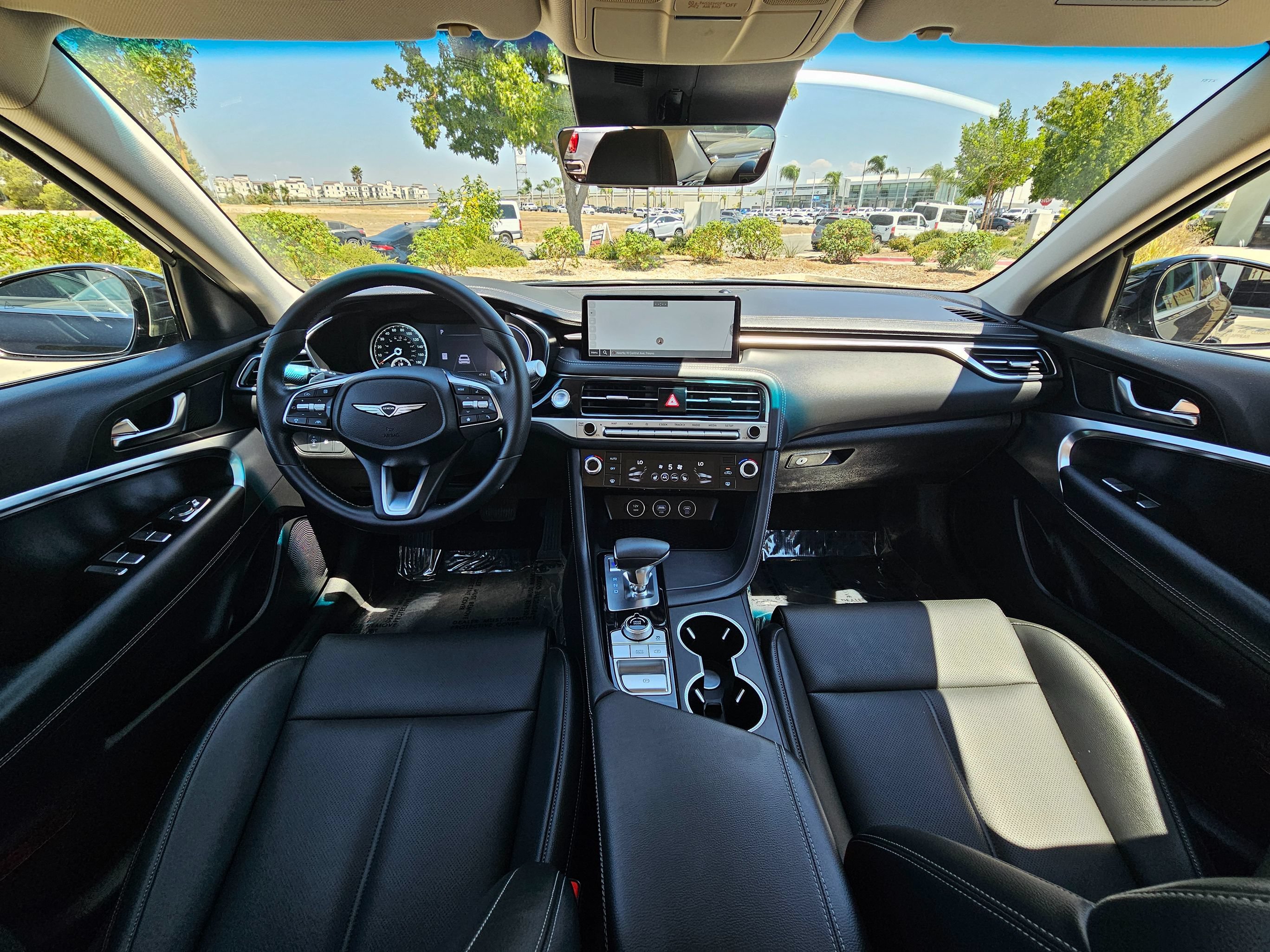 Used 2025 Genesis G70 2.5T RWD image 19