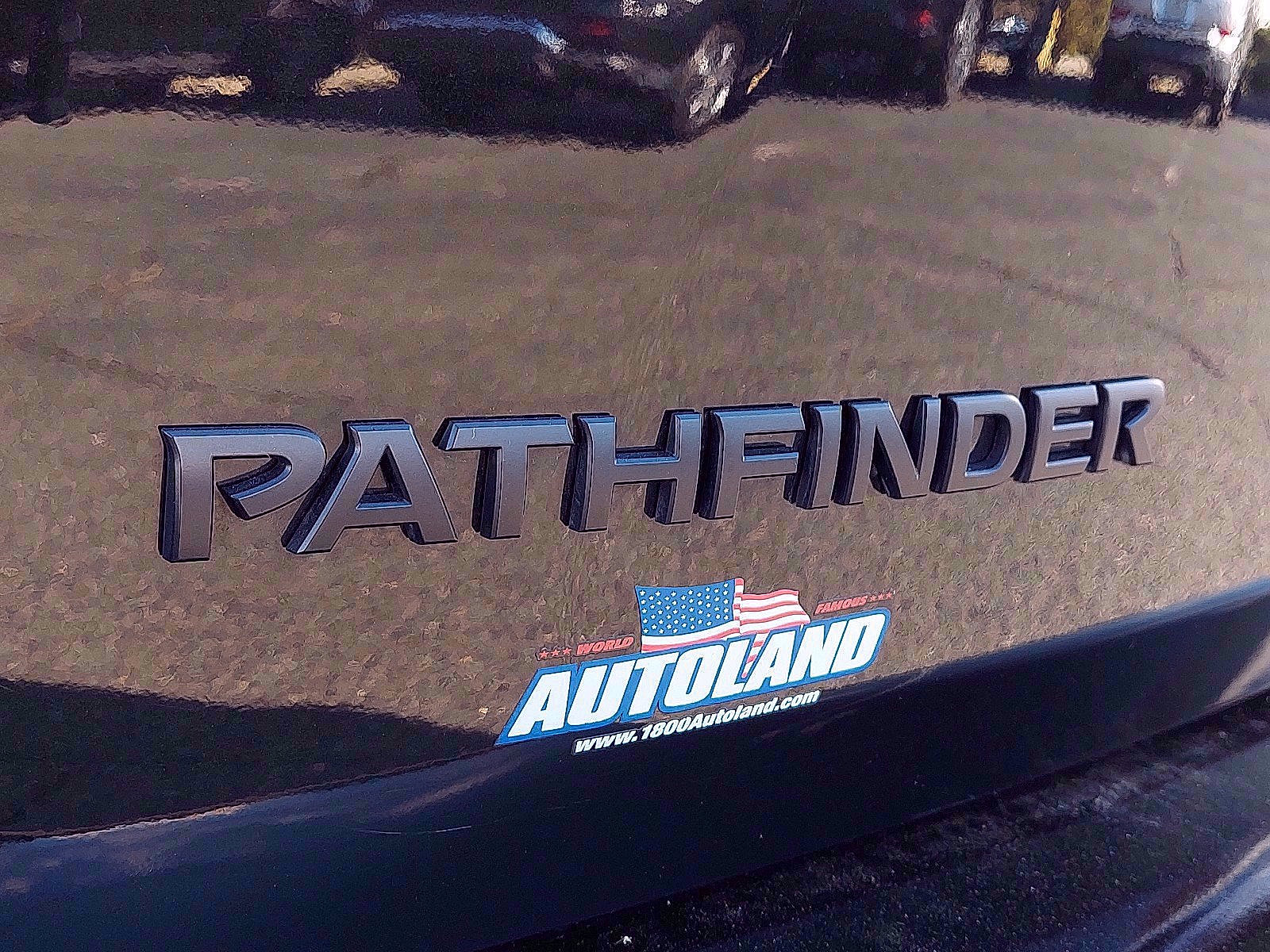 Used 2018 Nissan Pathfinder SL w/ Midnight Edition Package image 30