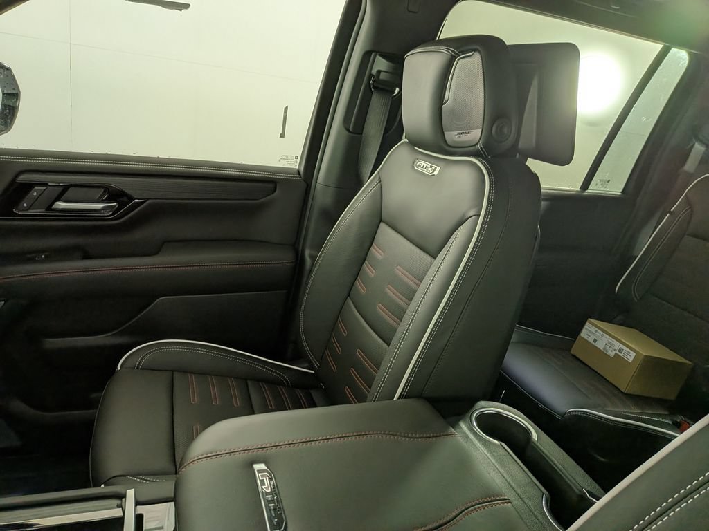 New 2026 GMC Yukon XL AT4 Ultimate w/ LPO, Floor Liner Package AWD/4WD image 29