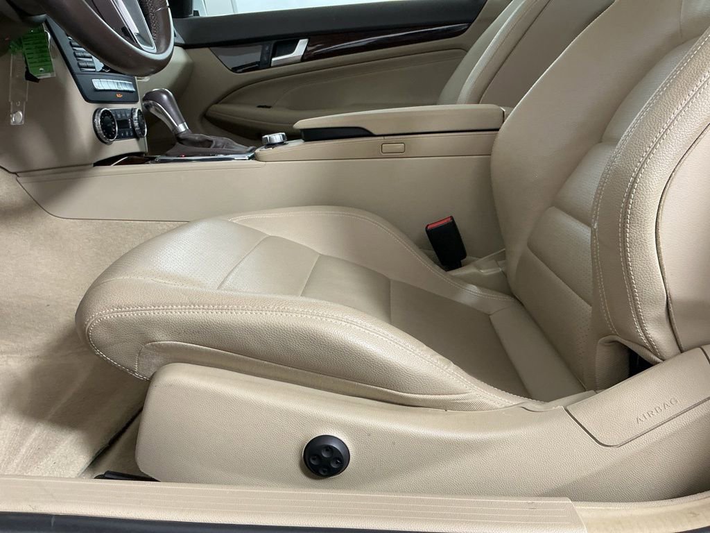 Used 2015 Mercedes-Benz C 250 Coupe image 20