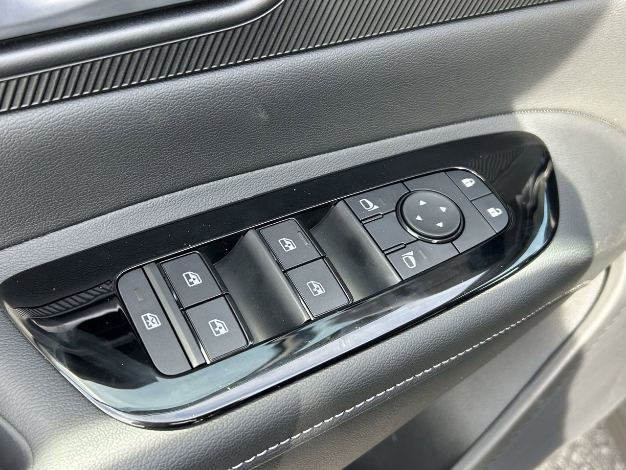 New 2026 Nissan Murano SV AWD/4WD image 27