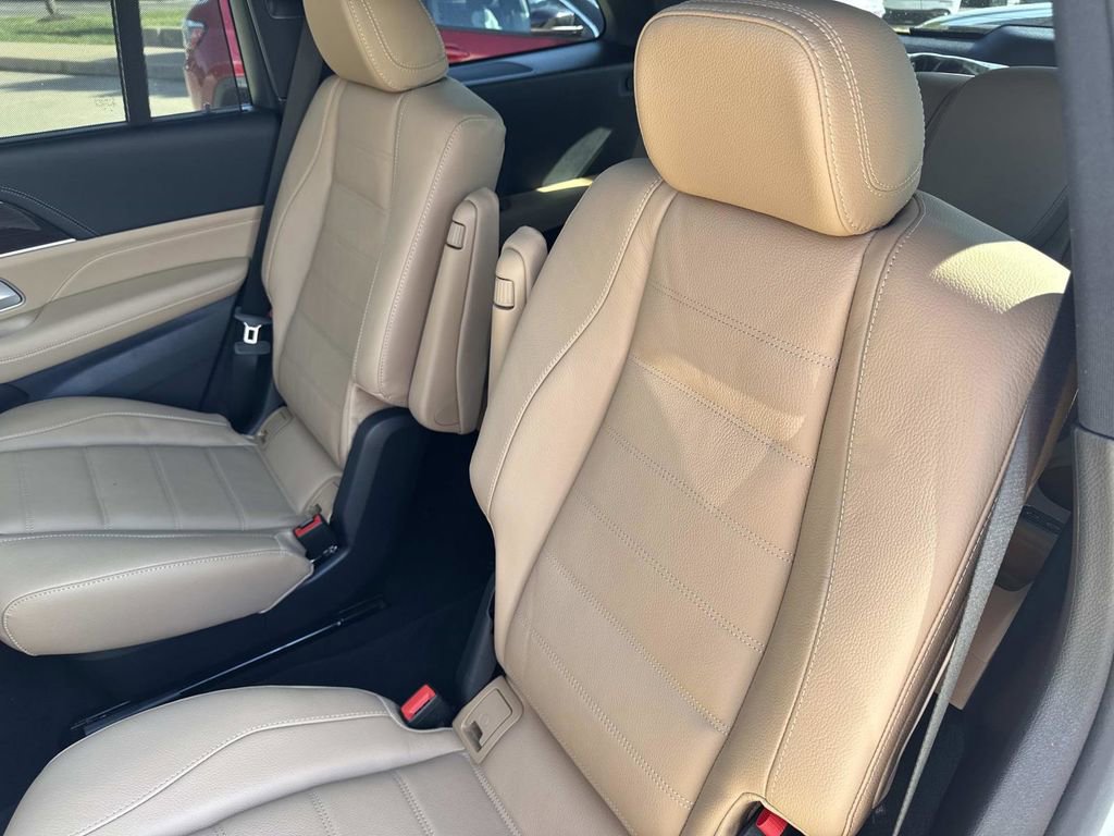 New 2026 Mercedes-Benz GLS 580 4MATIC image 15