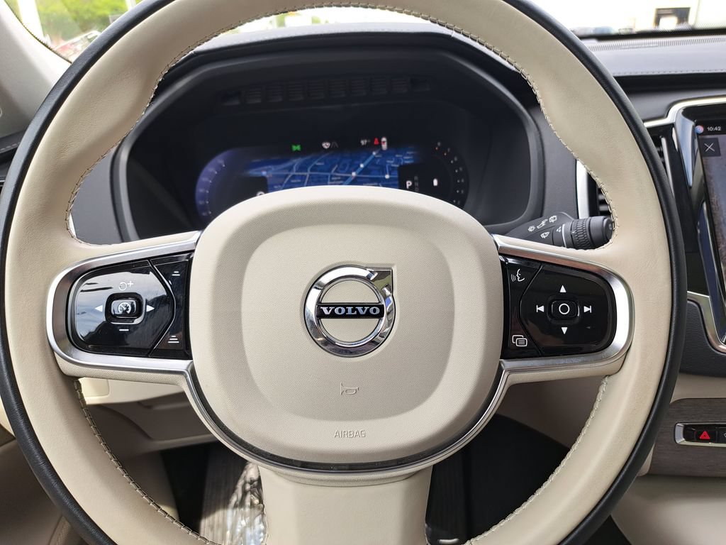 Used 2023 Volvo XC90 B6 Ultimate AWD/4WD image 10
