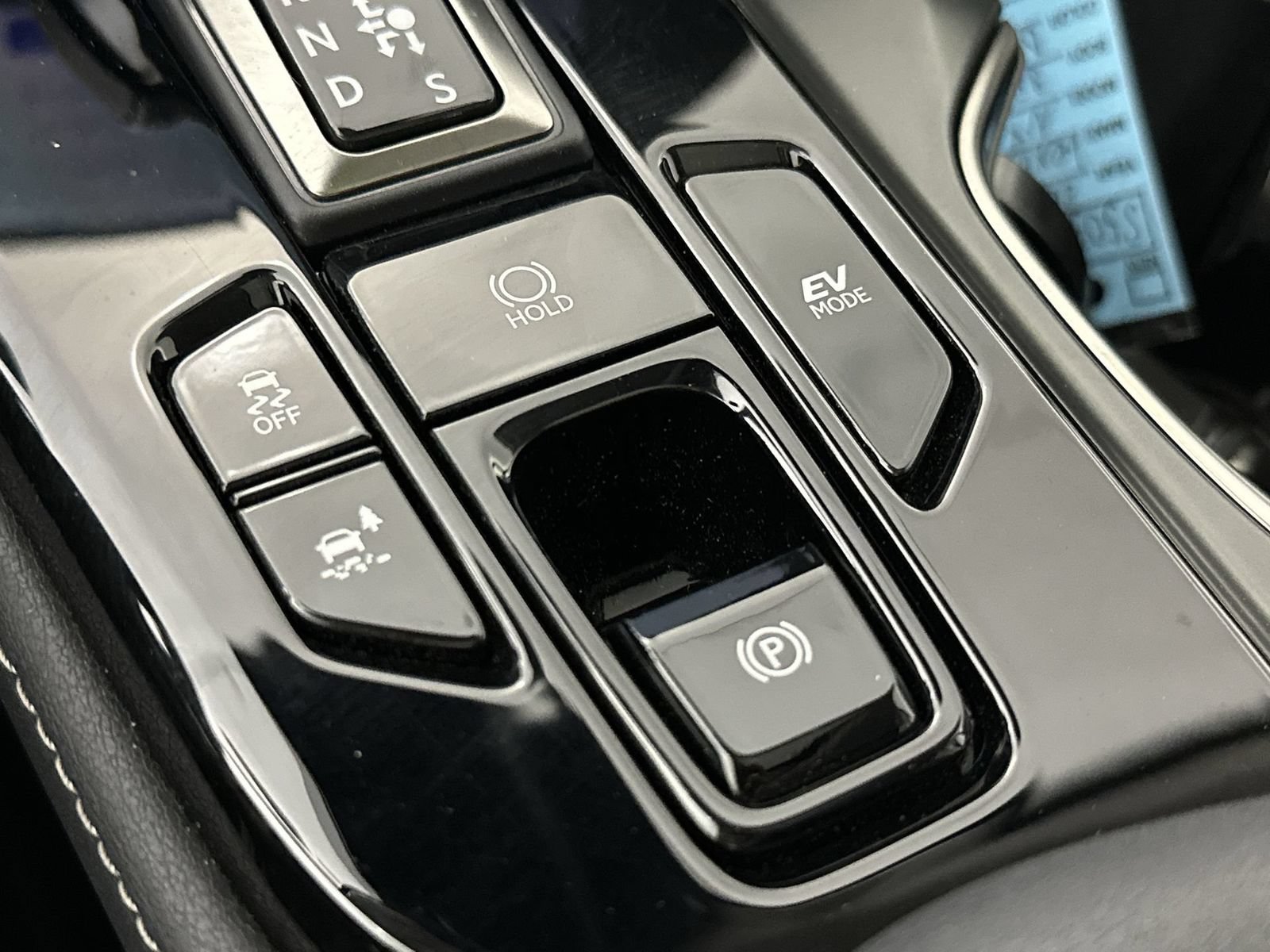 Used 2025 Lexus NX 350h AWD w/ Accessory Package (2T) image 18