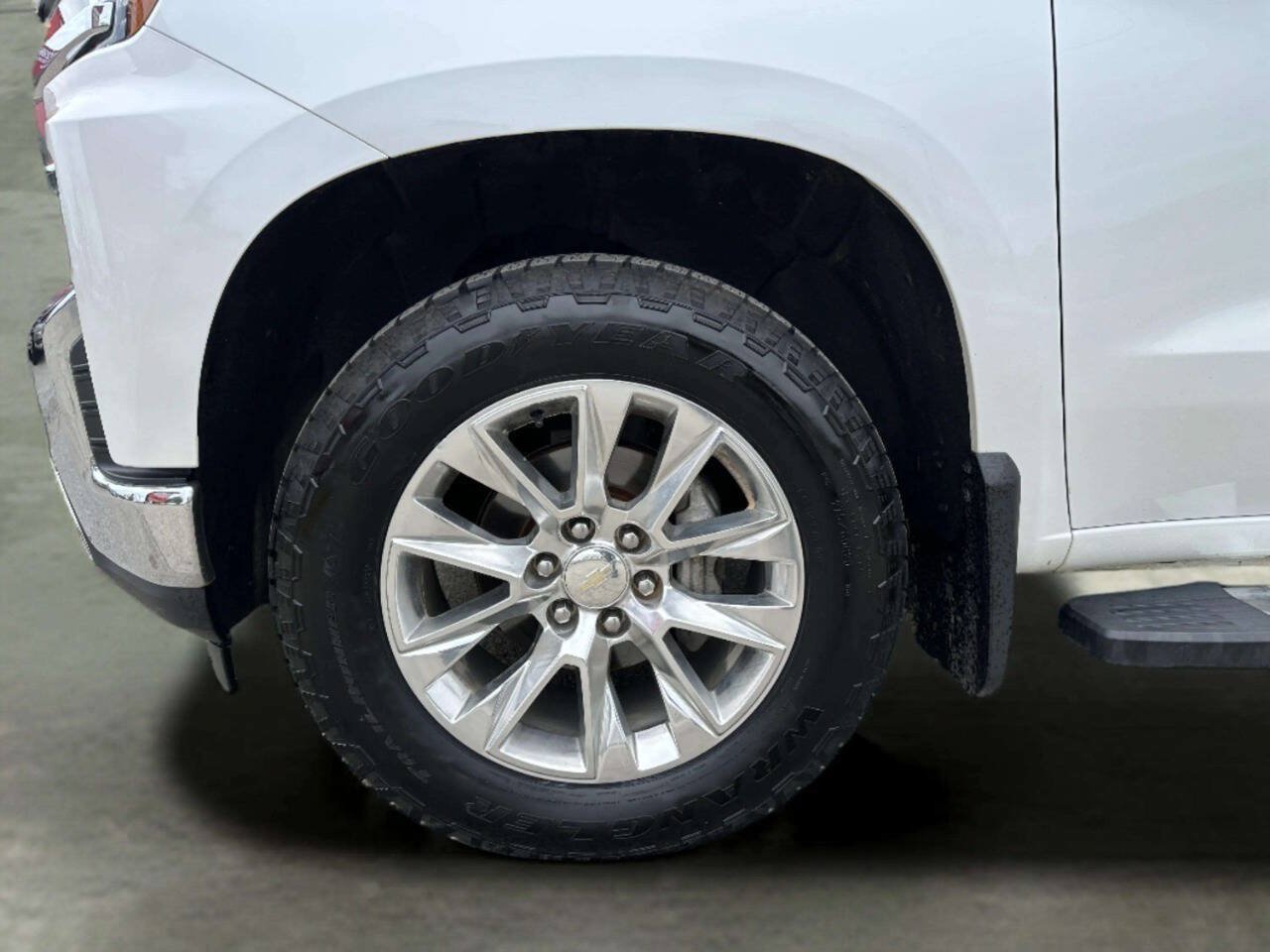 Used 2020 Chevrolet Silverado 1500 LTZ w/ Z71 Off-Road Package AWD/4WD image 37