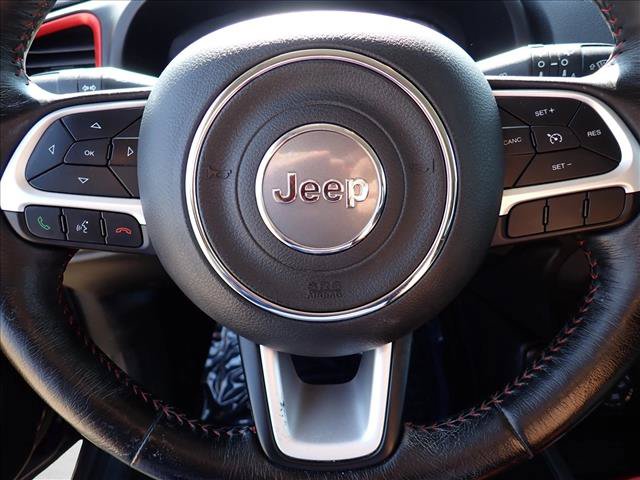 Used 2020 Jeep Renegade Trailhawk w/ Cold Weather Group AWD/4WD image 16