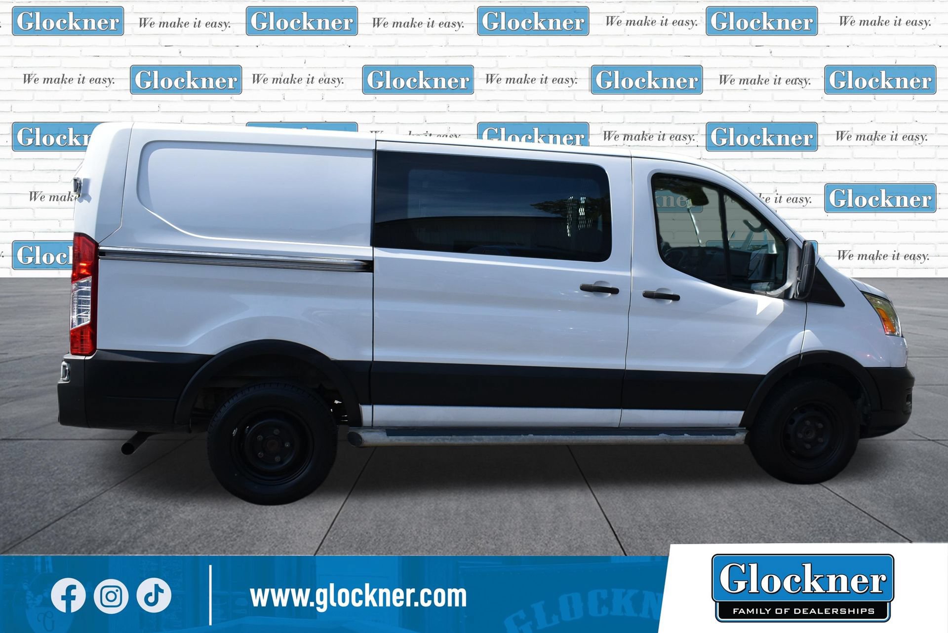 Used 2022 Ford Transit 250 Low Roof w/ Exterior Upgrade Package RWD image 4