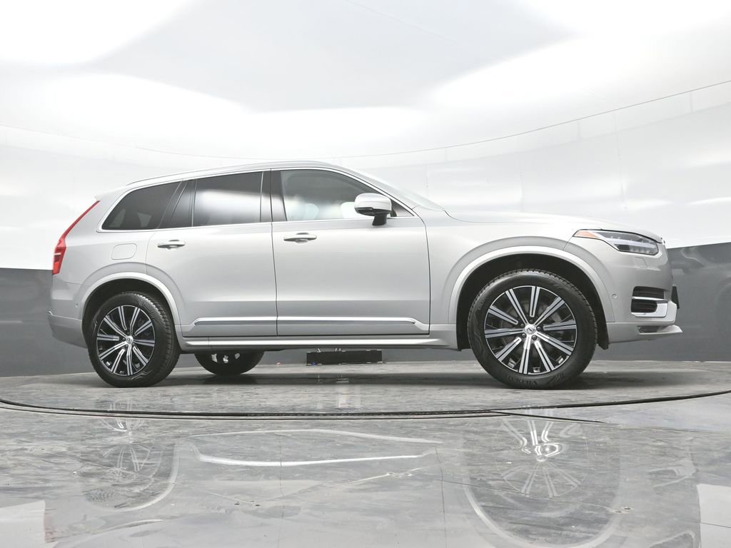 Used 2023 Volvo XC90 B5 Plus w/ Protection Package Premier image 25