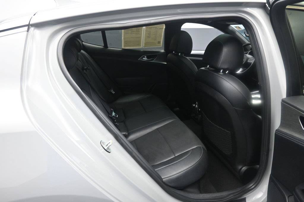 Used 2022 Kia Stinger GT1 AWD/4WD image 26