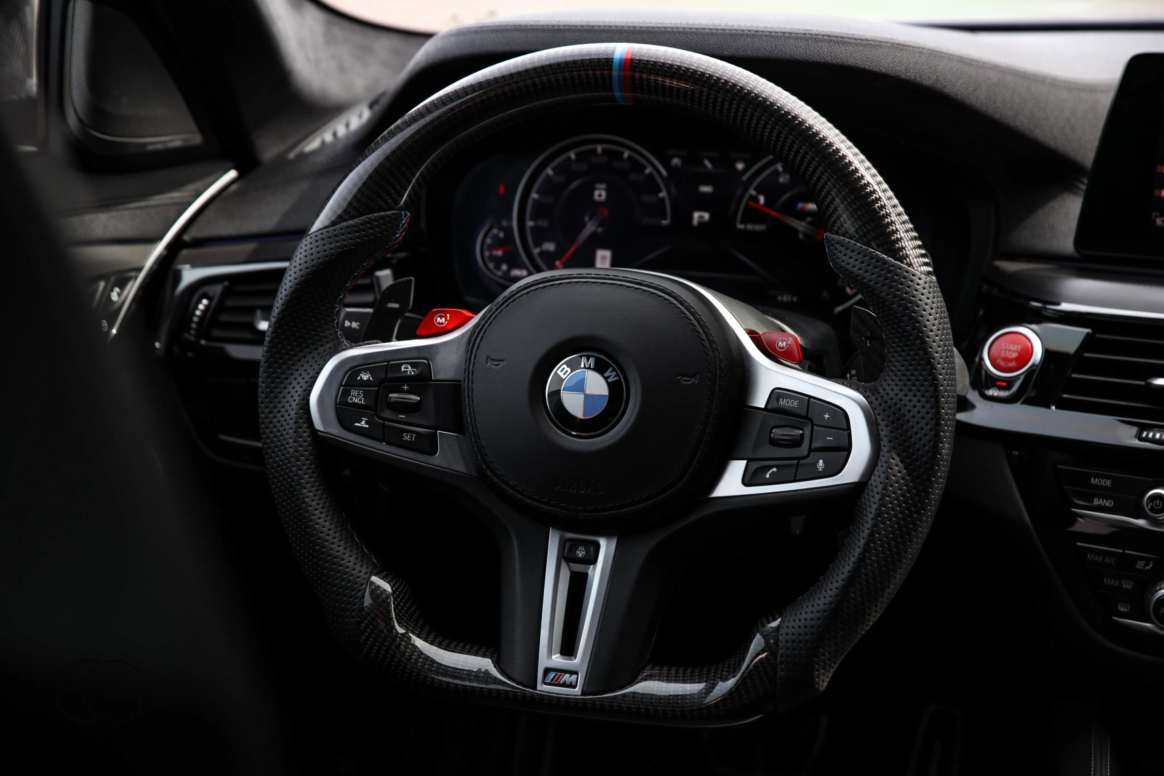 Used 2019 BMW M5 w/ Executive Package image 38