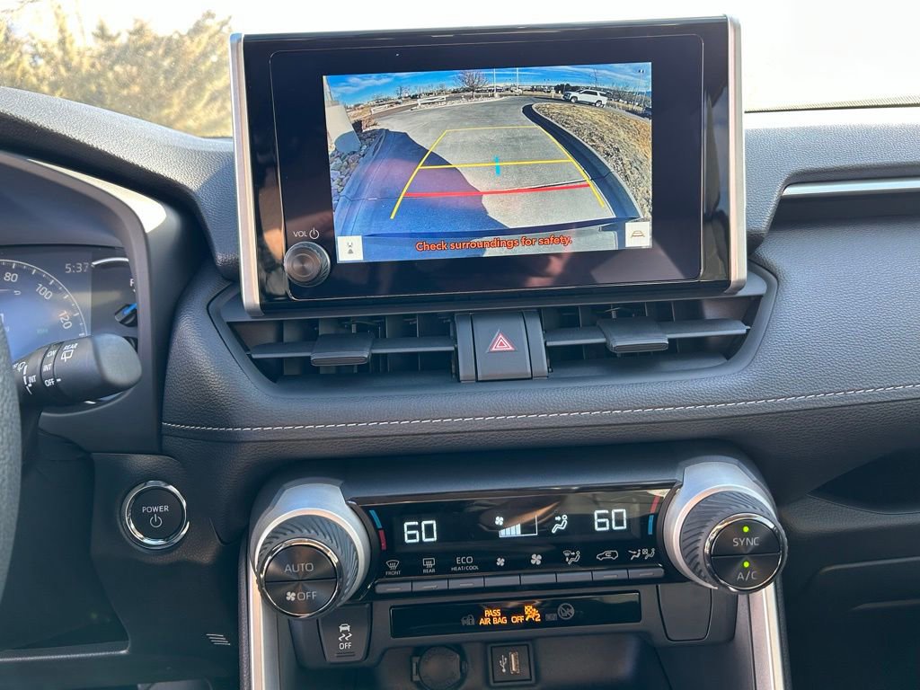 Used 2025 Toyota RAV4 XLE image 31