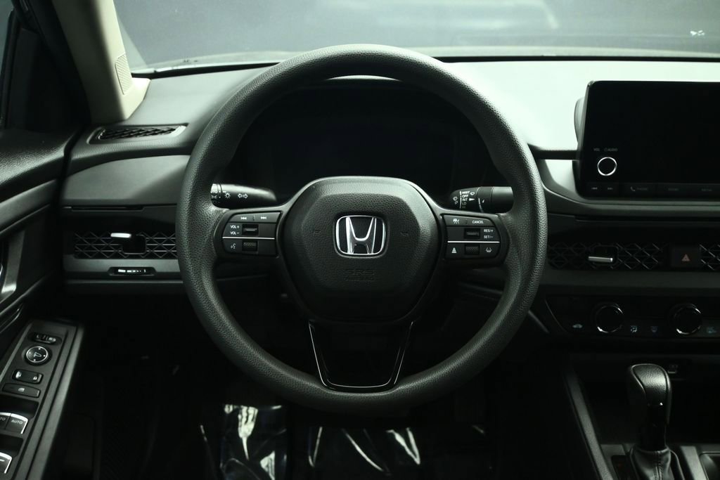 Used 2023 Honda Accord EX image 34