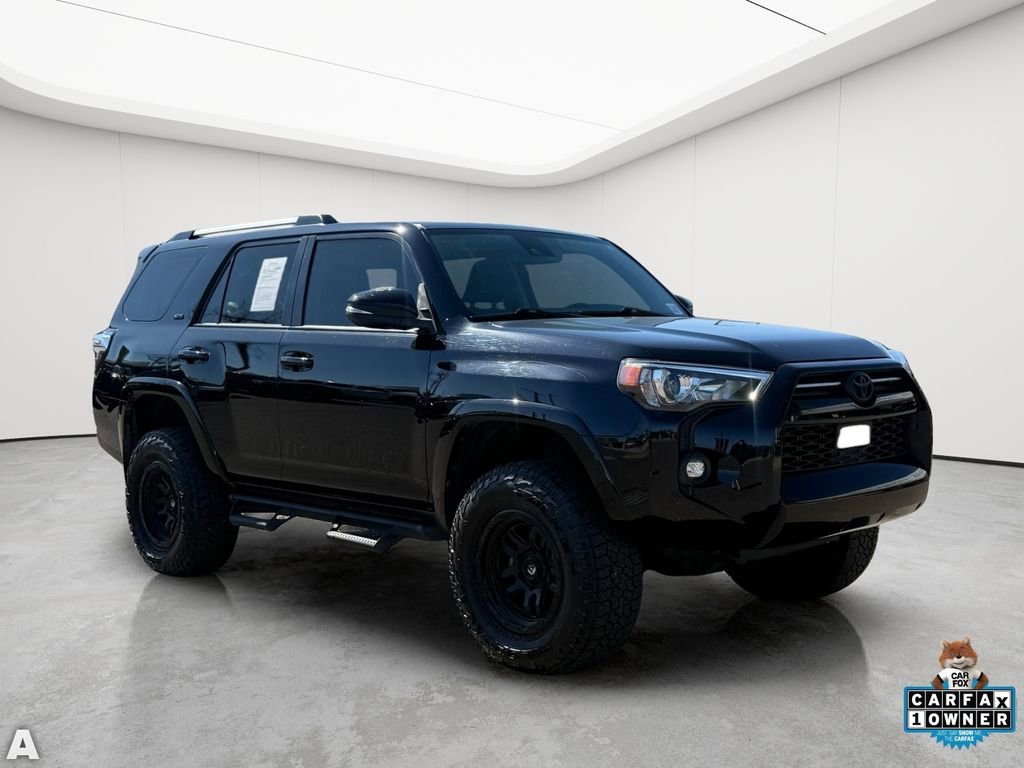 Used 2022 Toyota 4Runner SR5 Premium AWD/4WD image 9