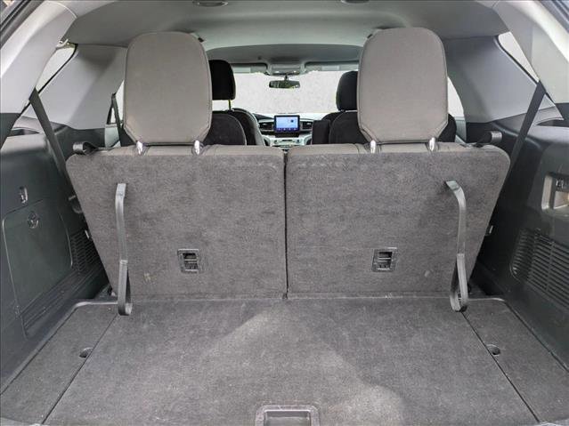 Used 2022 Ford Explorer XLT image 6