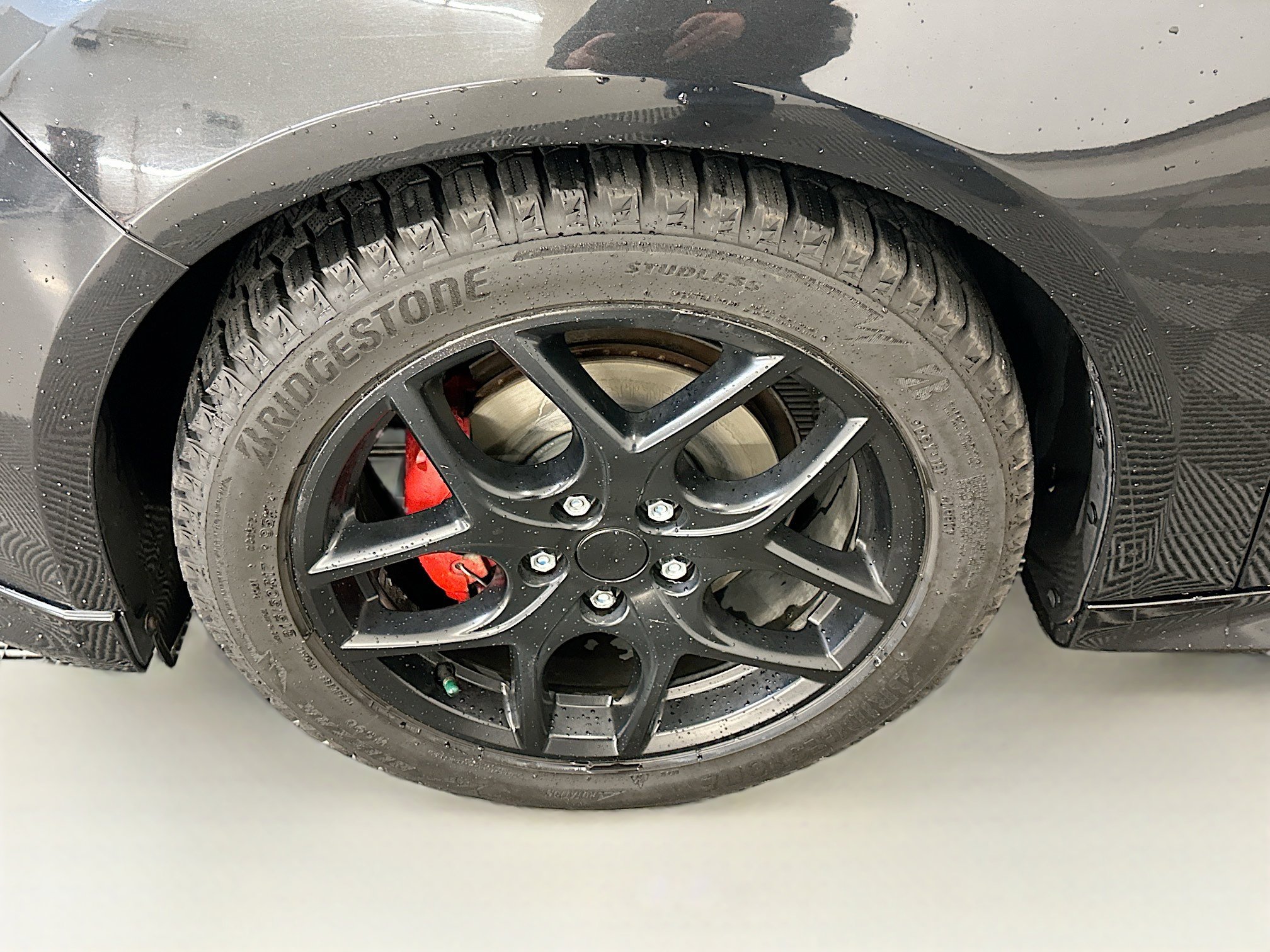 Used 2015 Ford Focus SE w/ SE Sport Package FWD image 11