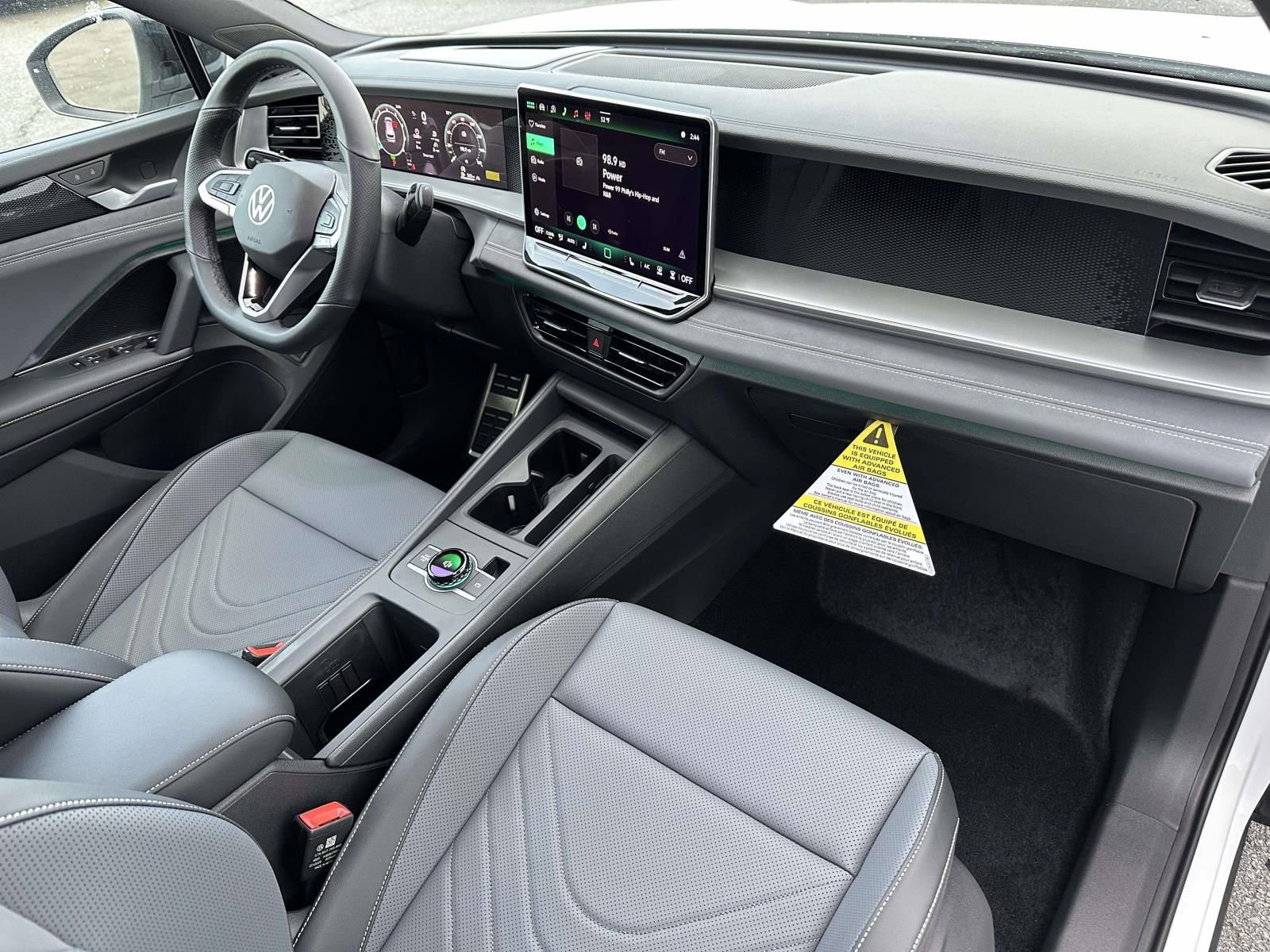 New 2026 Volkswagen Tiguan SE R-Line image 12