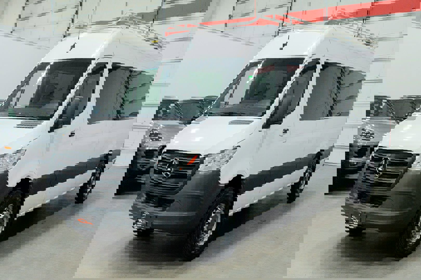 Used 2019 Mercedes-Benz Sprinter 2500 image 3