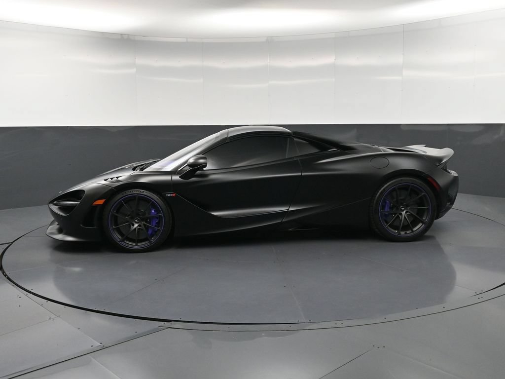 Used 2024 McLaren 750S Spider RWD image 2