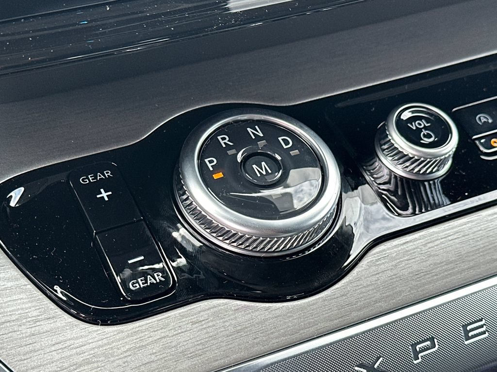 New 2027 Ford Expedition Platinum RWD image 36