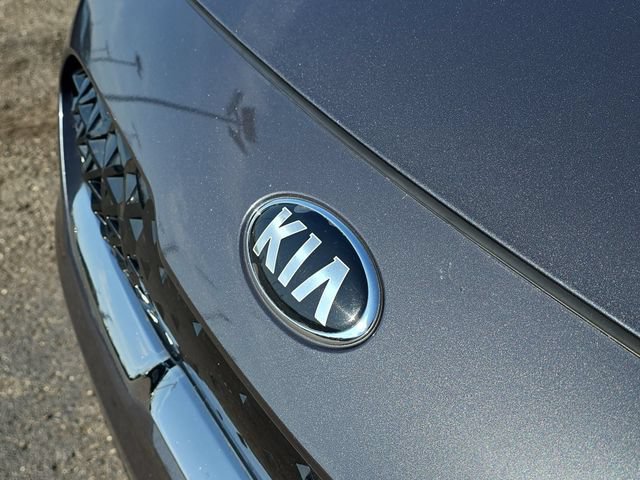Used 2020 Kia Niro EX FWD image 35