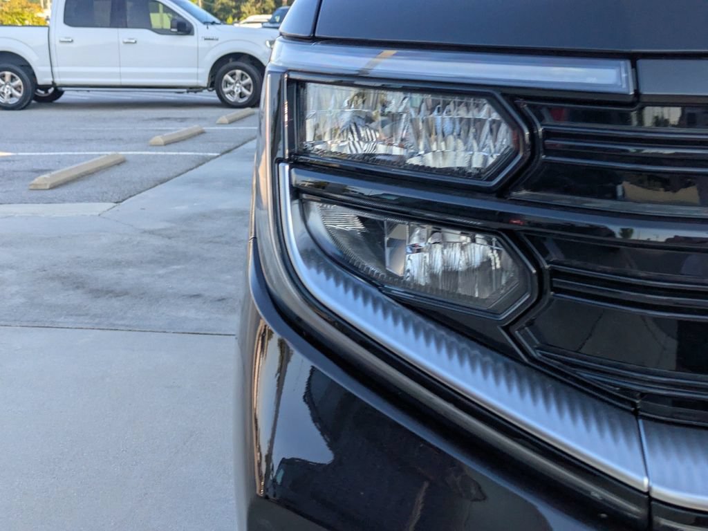 New 2026 Ford Expedition Platinum w/ Platinum Ultimate Package AWD/4WD image 9