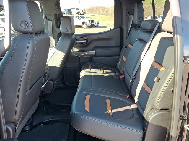 Used 2021 GMC Sierra 1500 AT4 w/ AT4 Value Package image 8