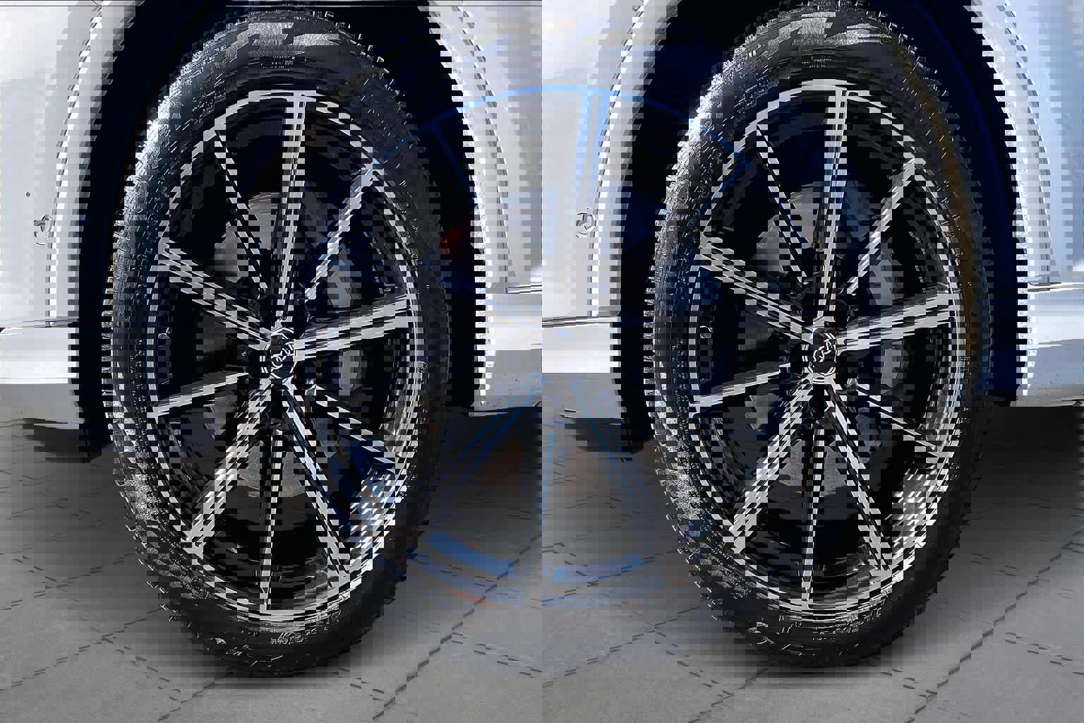 Used 2023 Audi Q7 Premium Plus w/ Premium Plus Package image 10