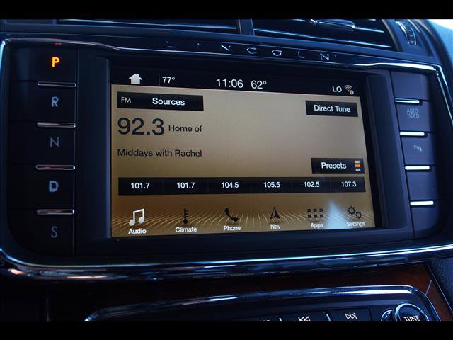 Used 2019 Lincoln Continental Select image 29