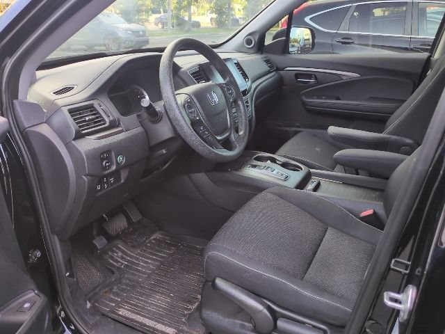 Used 2023 Honda Ridgeline Sport image 6