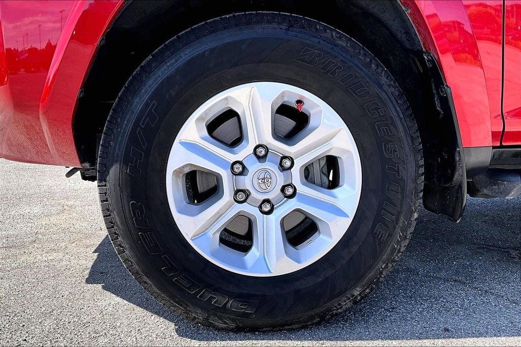 Certified 2024 Toyota 4Runner SR5 Premium w/ Moonroof Package image 34