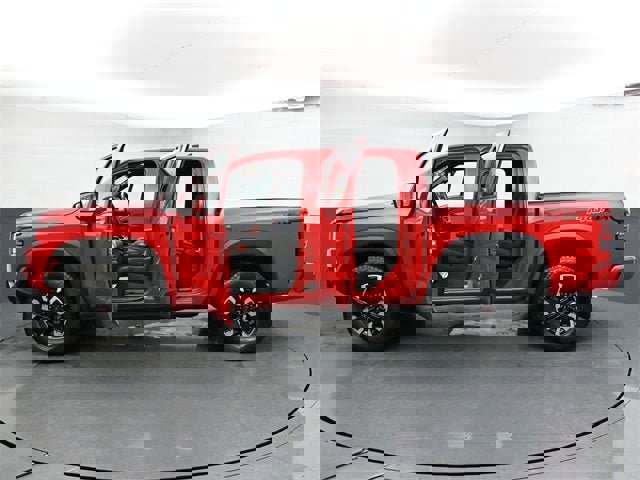 Used 2023 Nissan Frontier PRO-4X w/ Technology Package image 30