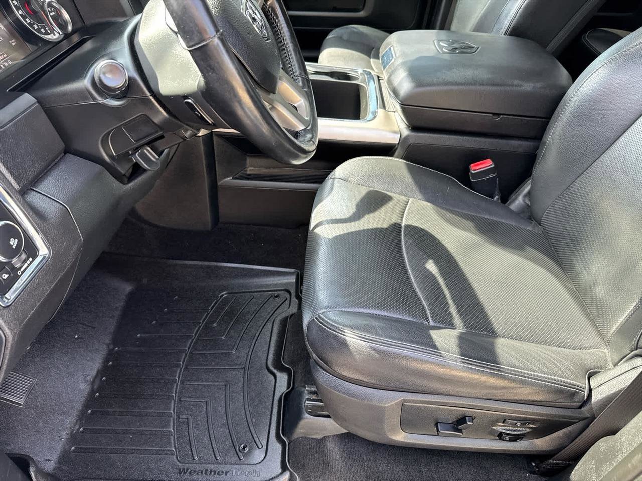 Used 2017 RAM 3500 Laramie w/ Sport Appearance Group image 16