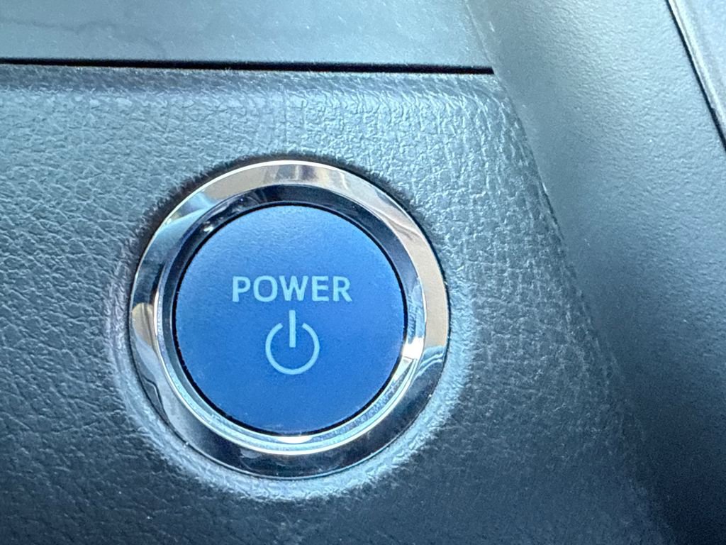 Used 2024 Toyota Camry SE w/ Audio Upgrade Package image 28