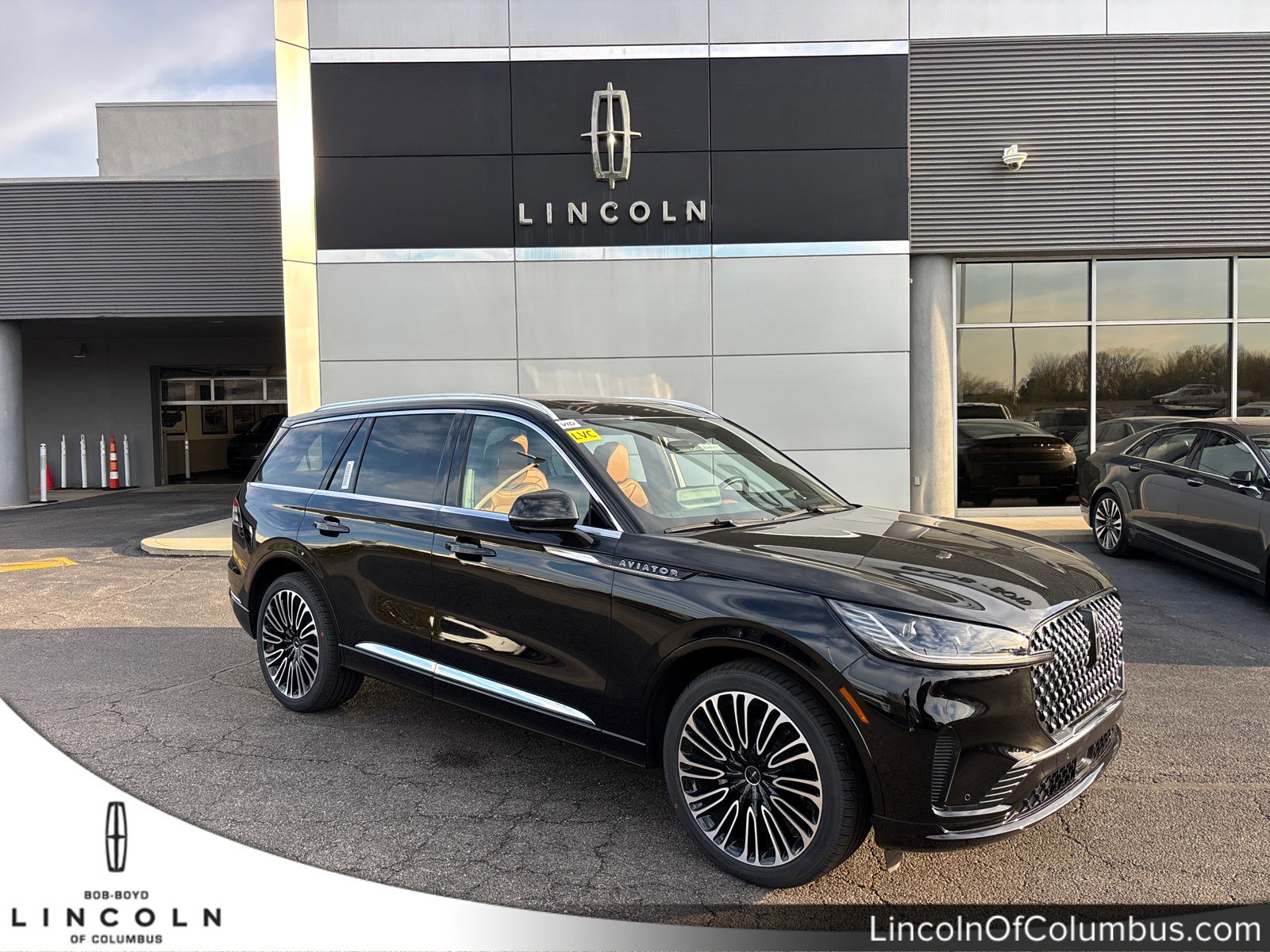 New 2026 Lincoln Aviator Black Label AWD/4WD image 1