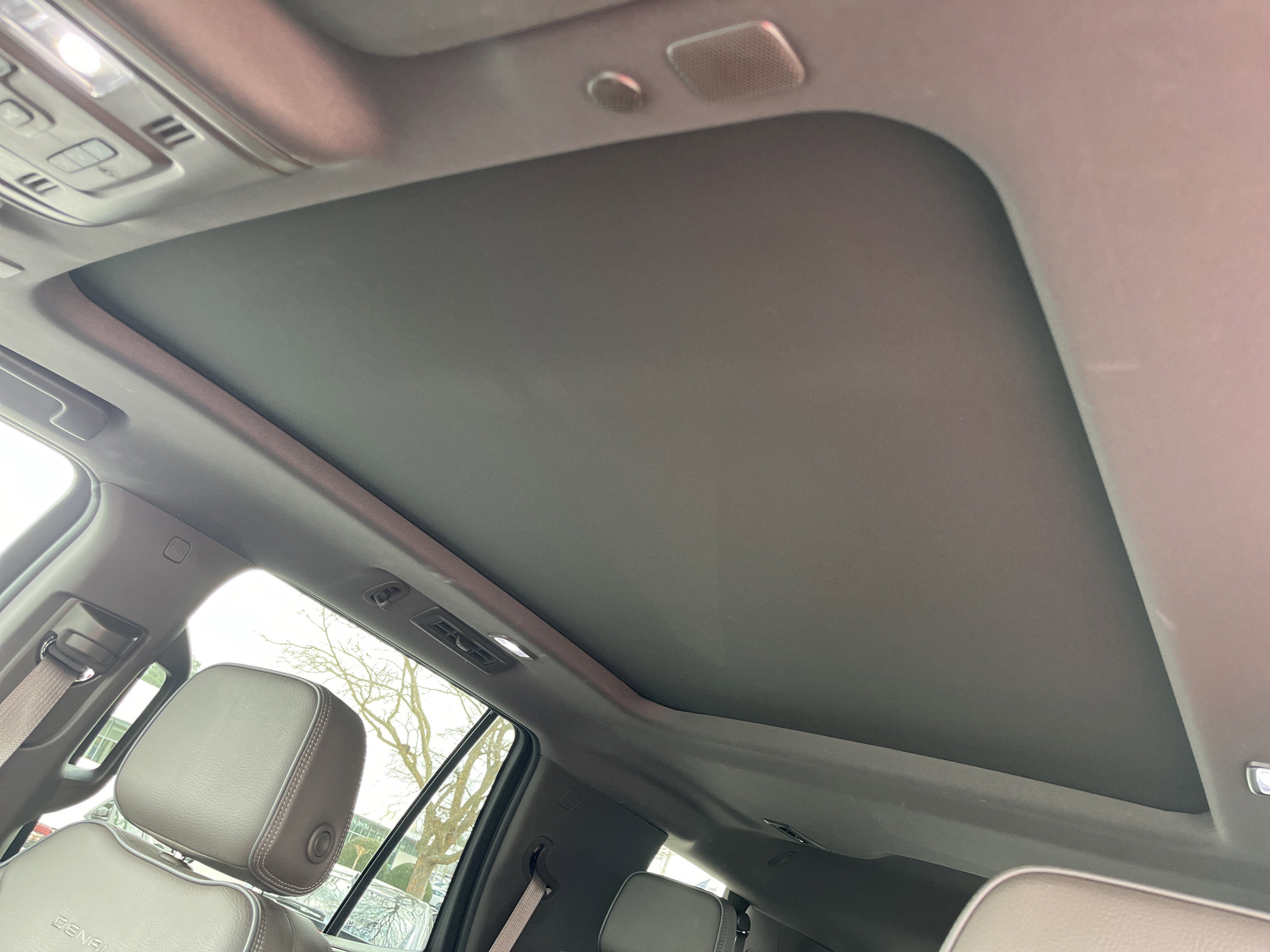 Used 2023 GMC Yukon Denali w/ Max Trailering Package image 15