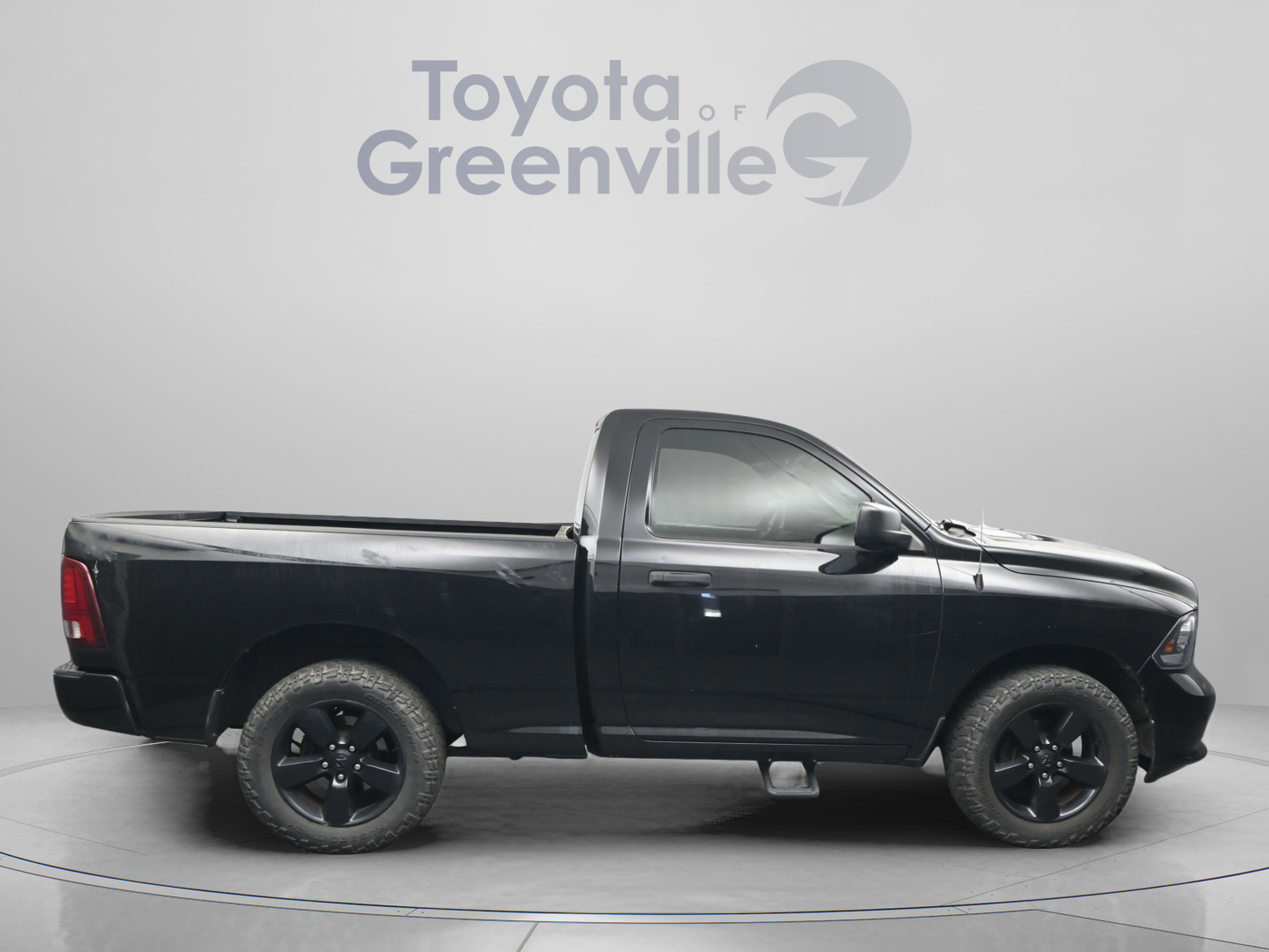 Used 2014 RAM 1500 Express image 16