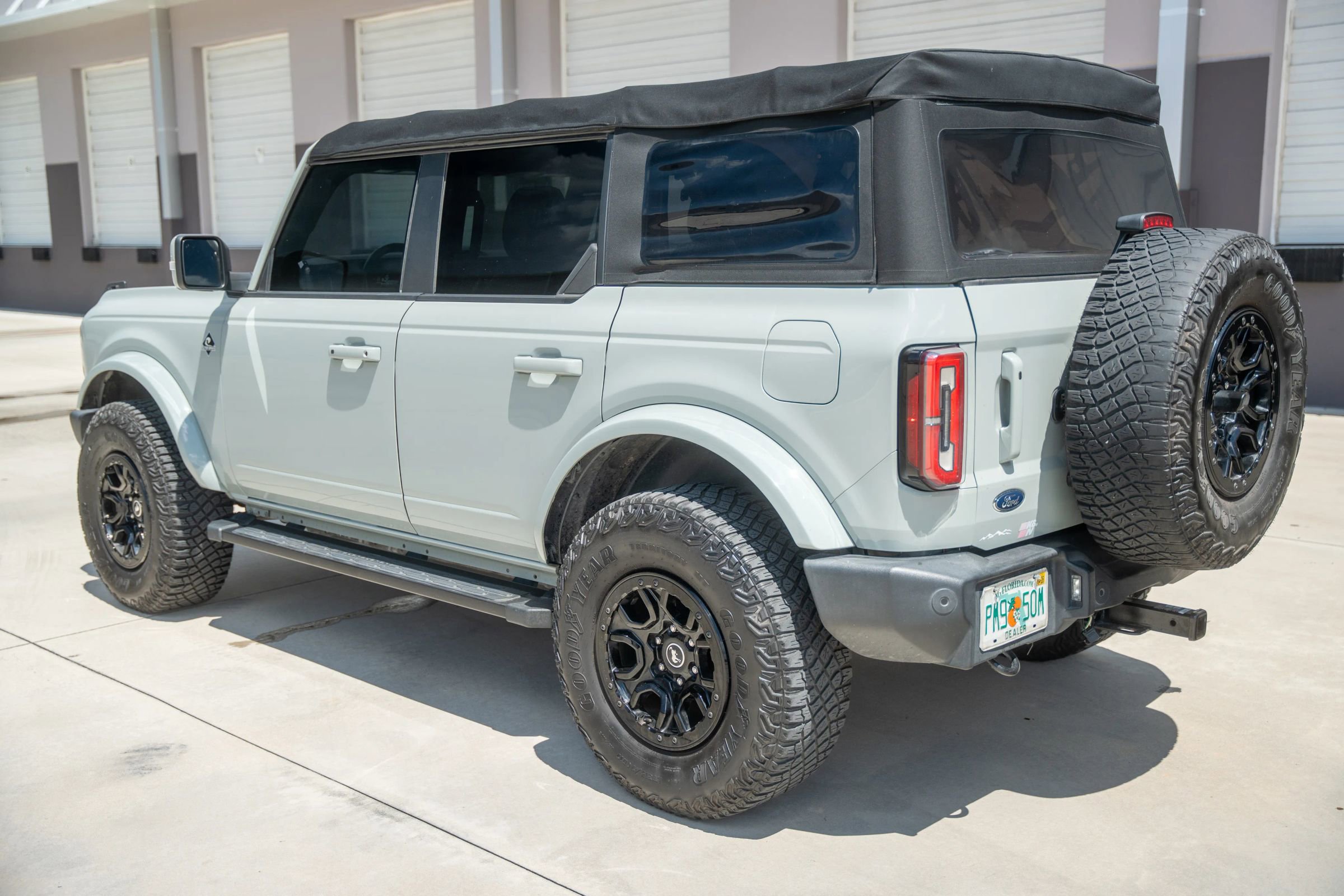 Used 2022 Ford Bronco Outer Banks image 4