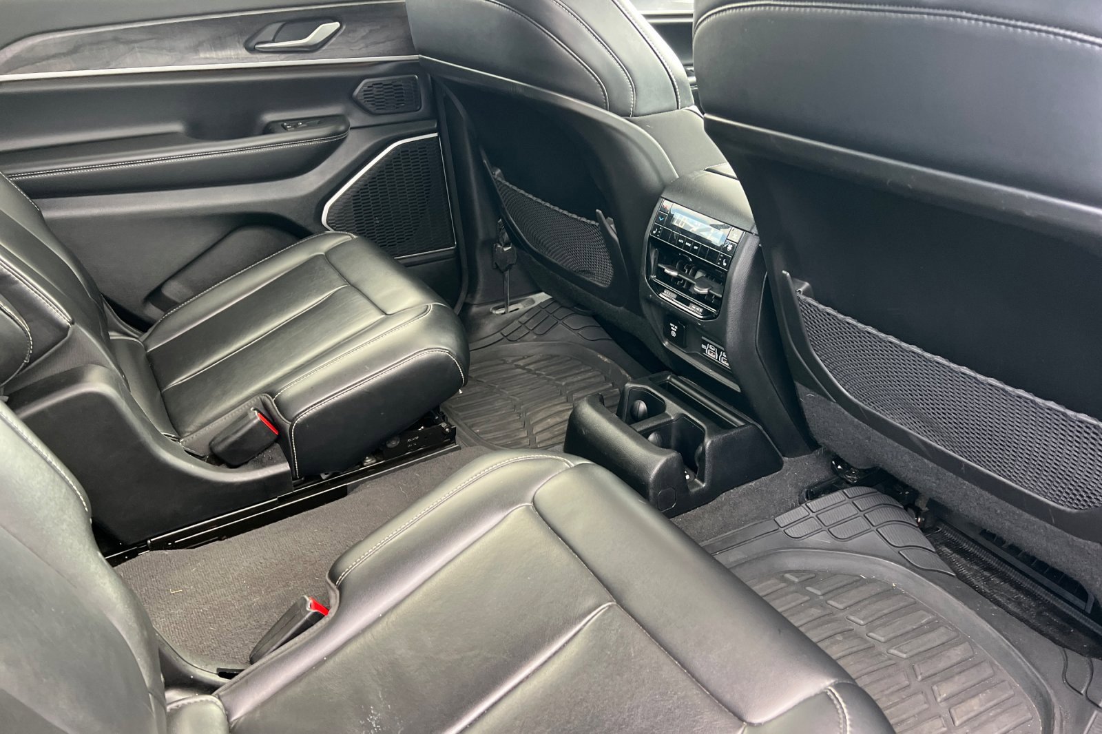 Used 2021 Jeep Grand Cherokee L Limited image 19