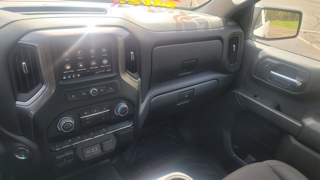 Used 2025 Chevrolet Silverado 1500 W/T w/ WT Value Package AWD/4WD image 21