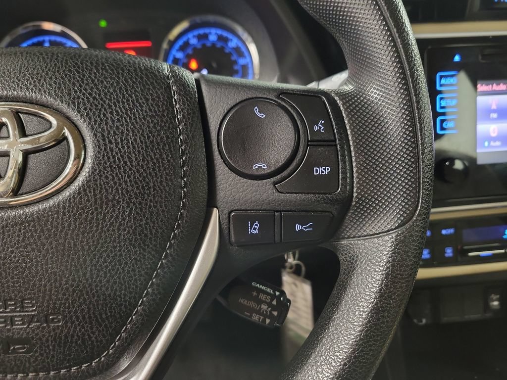 Used 2017 Toyota Corolla LE FWD image 22