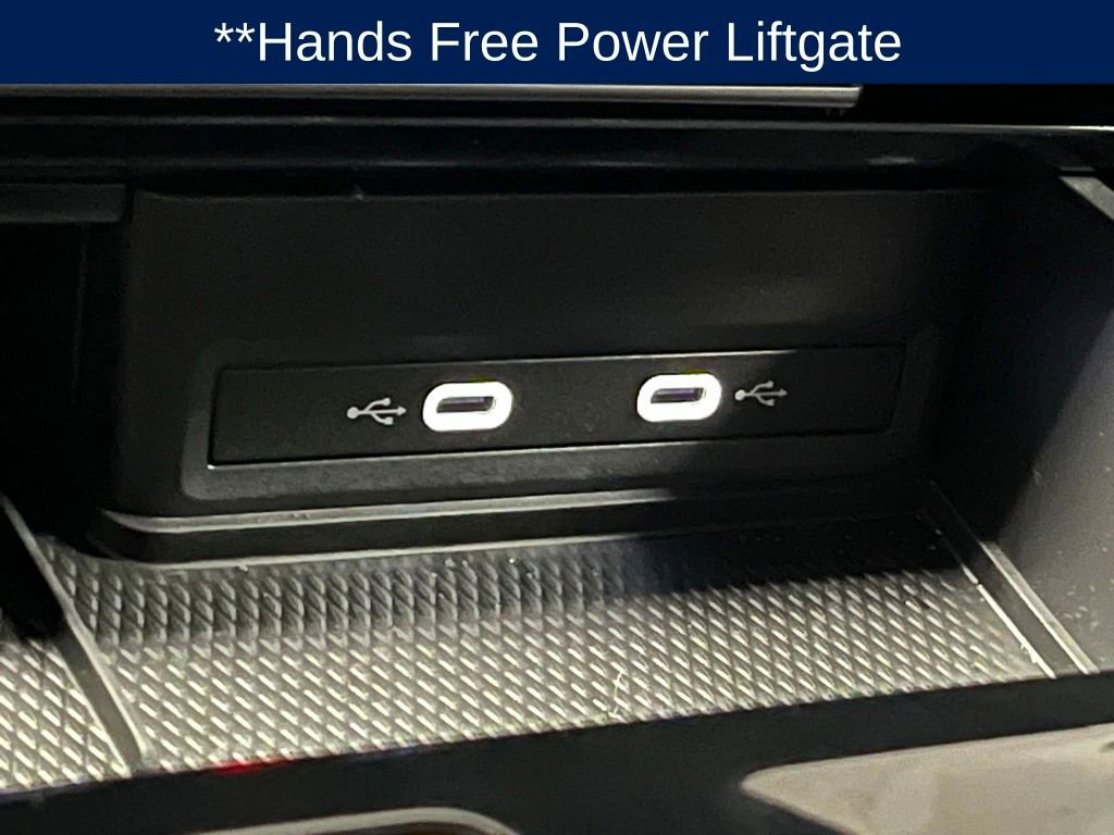 Used 2025 Volkswagen Atlas SE w/ Panoramic Sunroof Package image 14