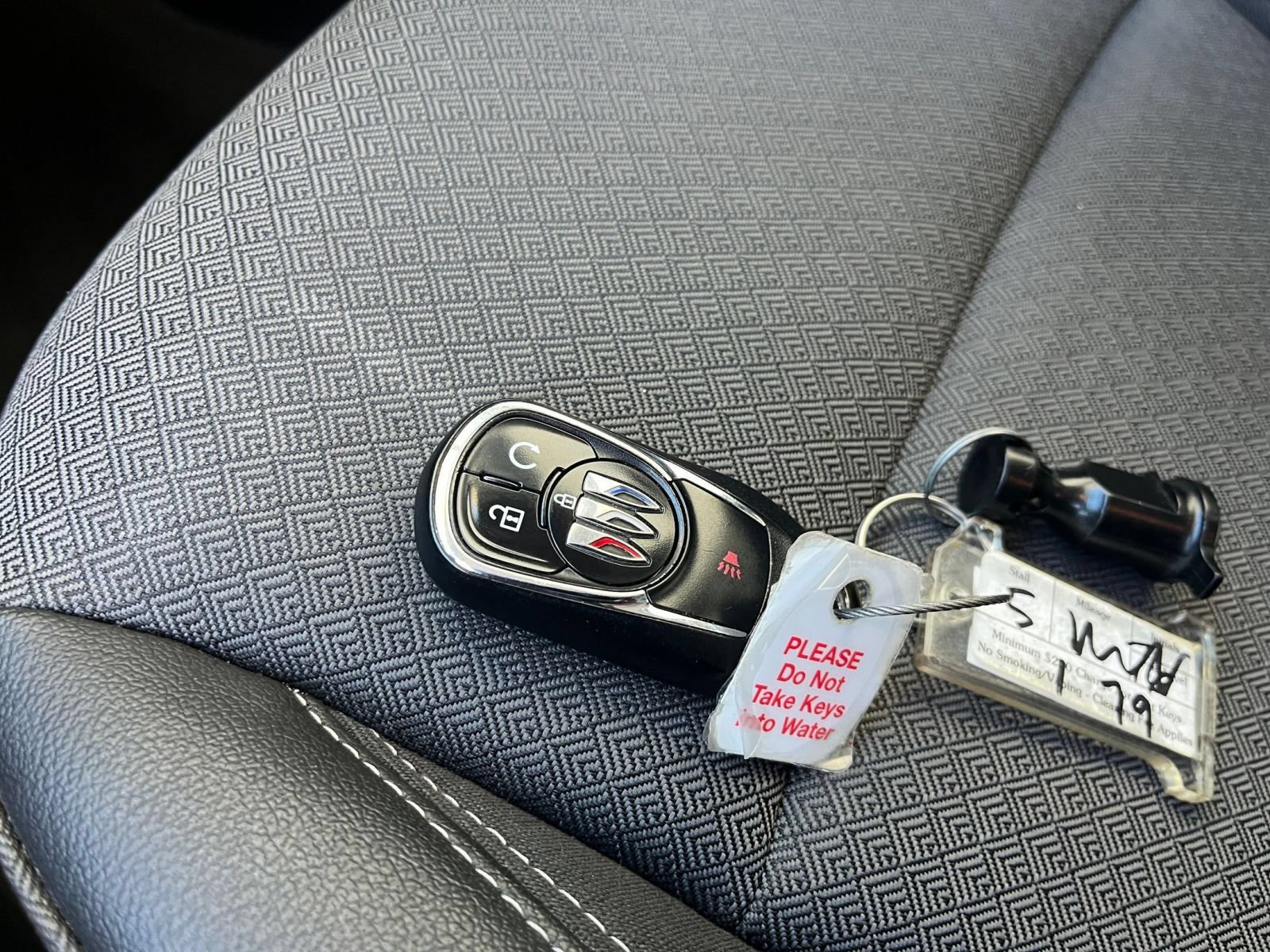 Used 2025 Buick Encore GX Preferred FWD image 19