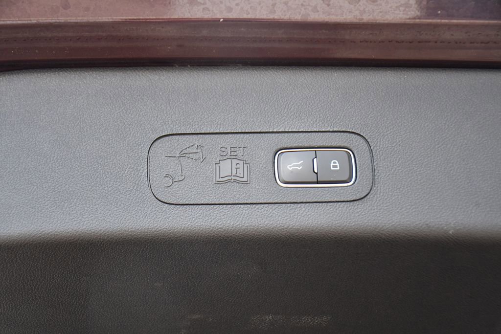 Used 2023 Lincoln Aviator Reserve w/ Jet Appearance Package image 20