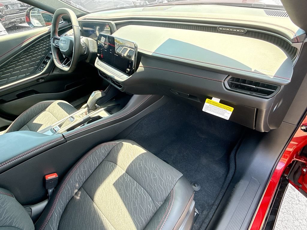 New 2026 Dodge Charger R/T w/ Driver Convenience Group AWD/4WD image 32