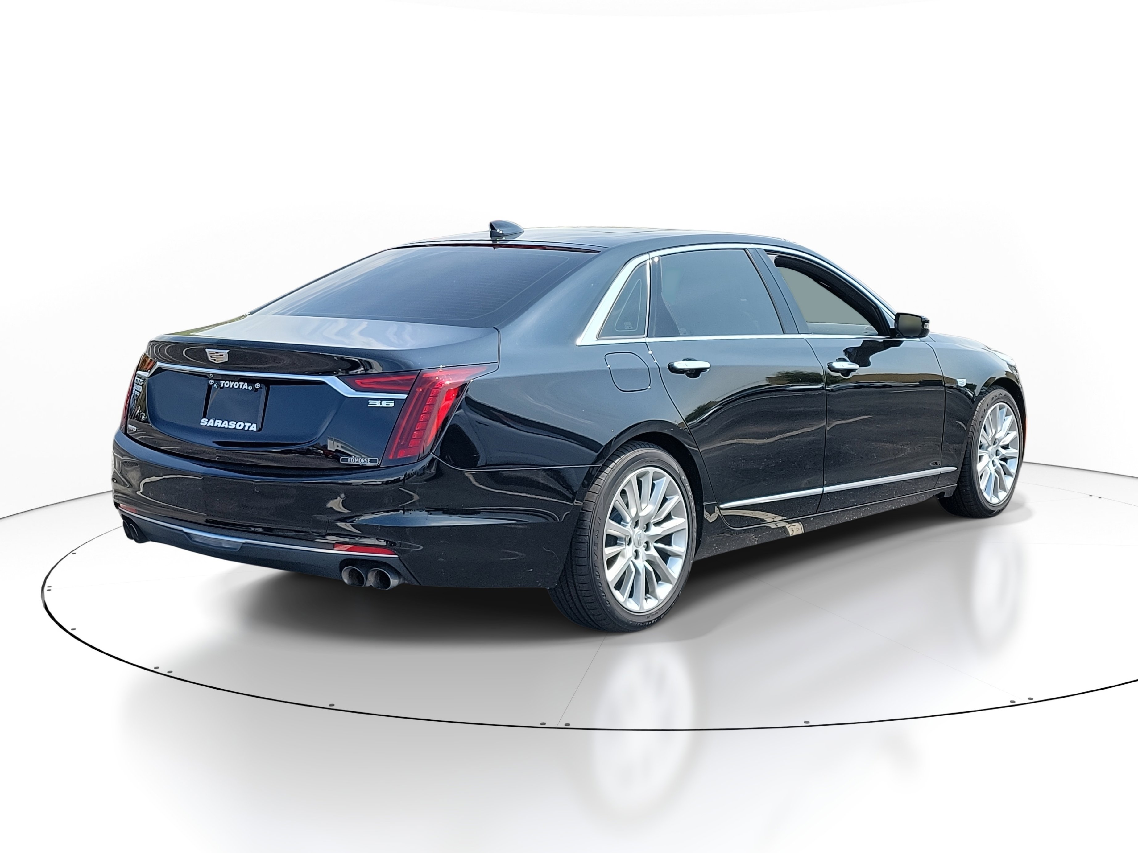 Used 2019 Cadillac CT6 Luxury w/ Driver Awareness Package image 6